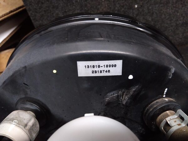 2012 TOYOTA HILUX BRAKE BOOSTER