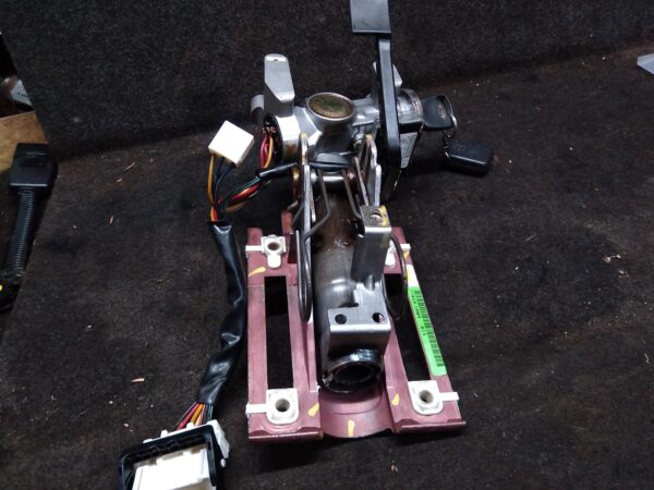 2005 FORD TERRITORY COLUMN