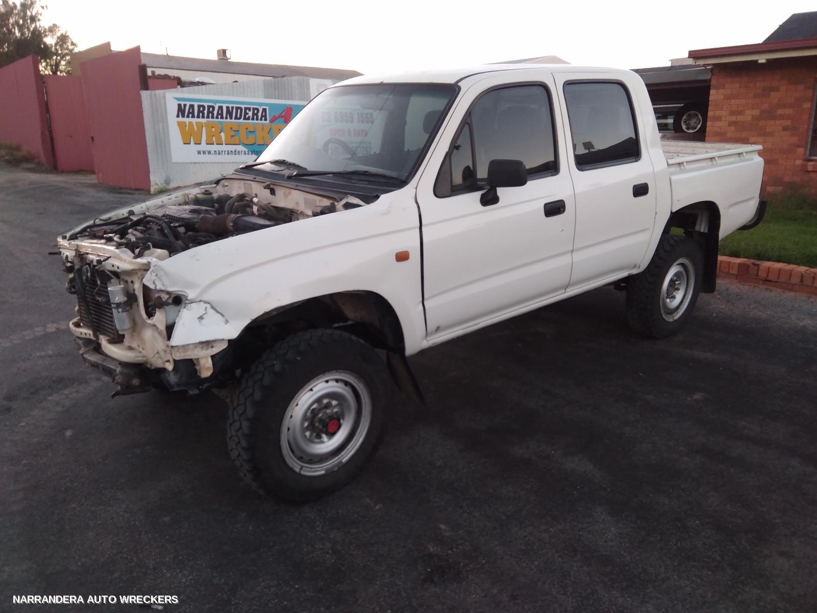 1999 TOYOTA HILUX Transfer Case
