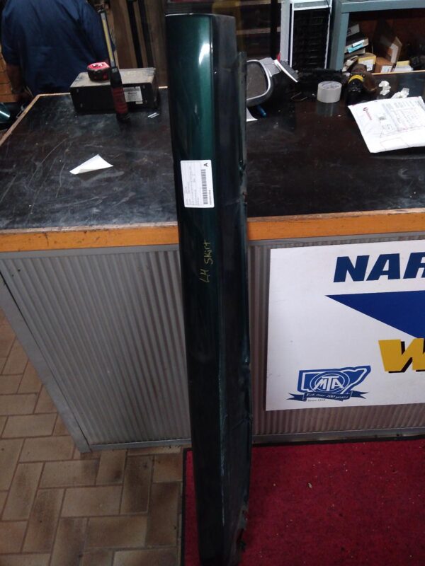 2002 FORD FALCON SIDE STEP/SKIRT