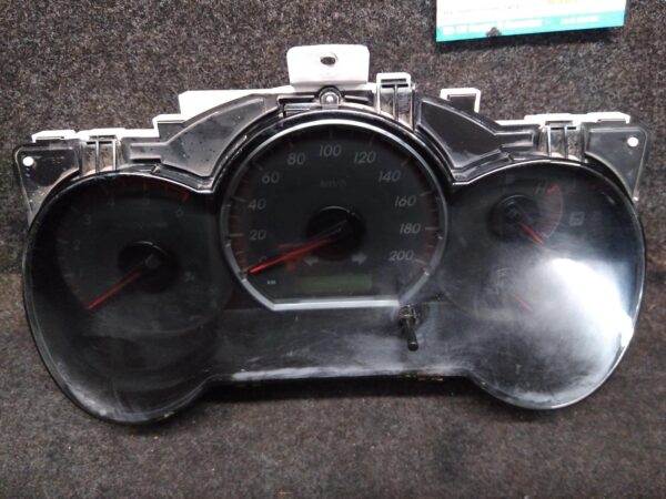 2014 TOYOTA HILUX INSTRUMENT CLUSTER