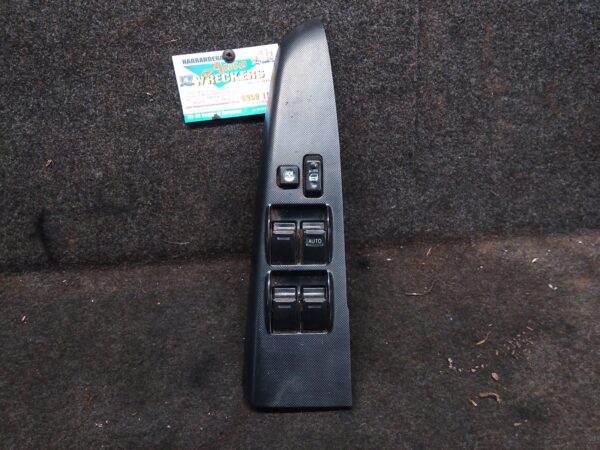 2014 TOYOTA HILUX PWR DR WIND SWITCH