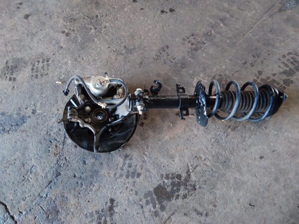 2016 NISSAN XTRAIL Right Front Strut