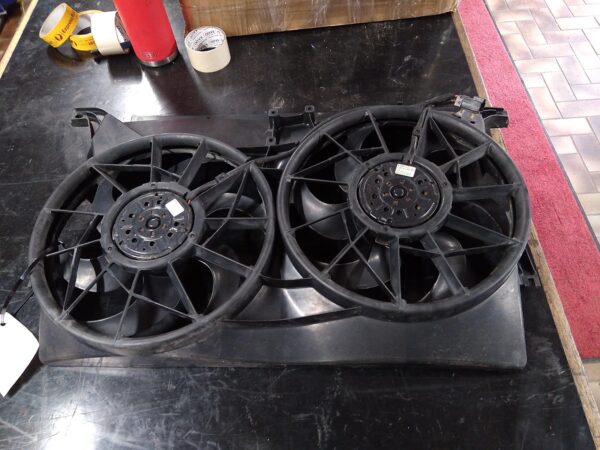 2005 FORD TERRITORY FAN