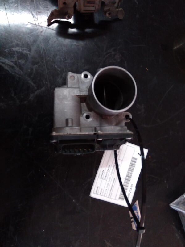 2007 NISSAN NAVARA THROTTLE BODY