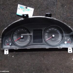 2011 HOLDEN COMMODORE Instrument Cluster