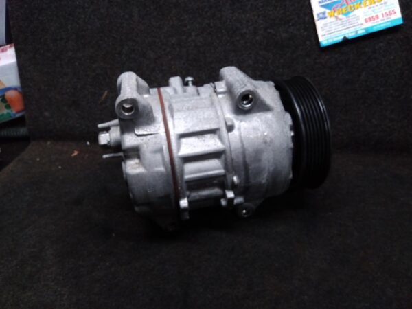 2013 TOYOTA RAV4 A/C COMPRESSOR