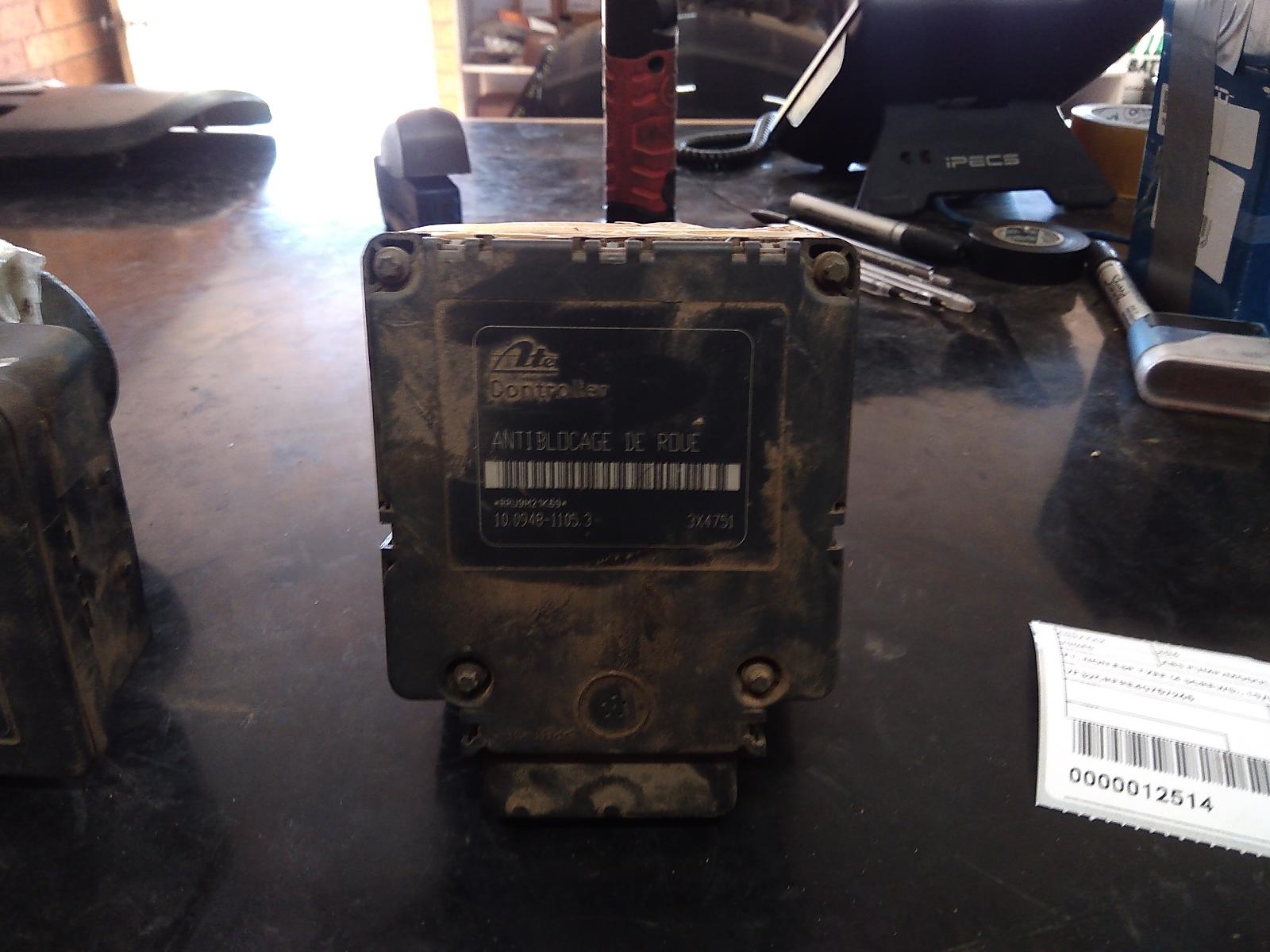2004 PEUGEOT 206 ABS PUMP/MODULATOR Narrandera Auto Wreckers