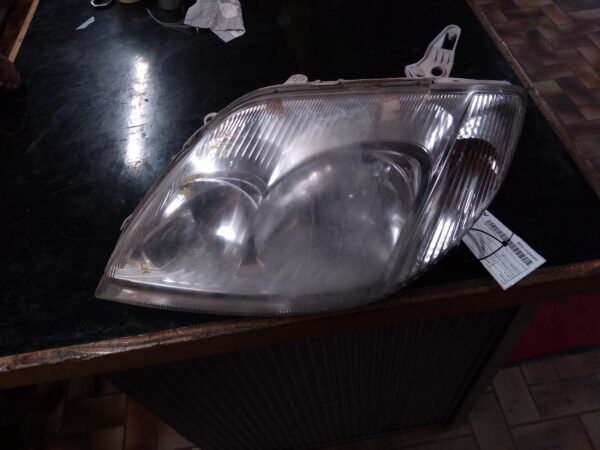 2002 TOYOTA COROLLA LEFT HEADLAMP