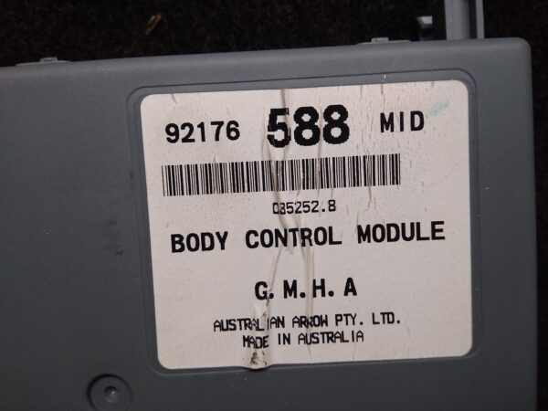 2005 HOLDEN COMMODORE ECU