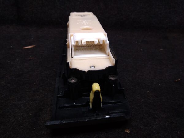2006 LEXUS RX SERIES PWR DR WIND SWITCH