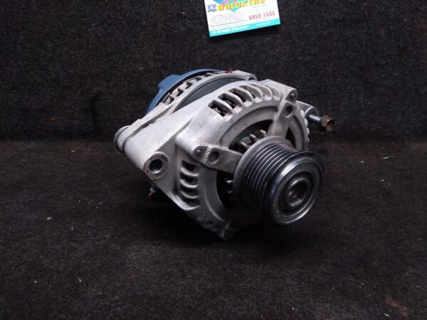 2012 TOYOTA HILUX ALTERNATOR