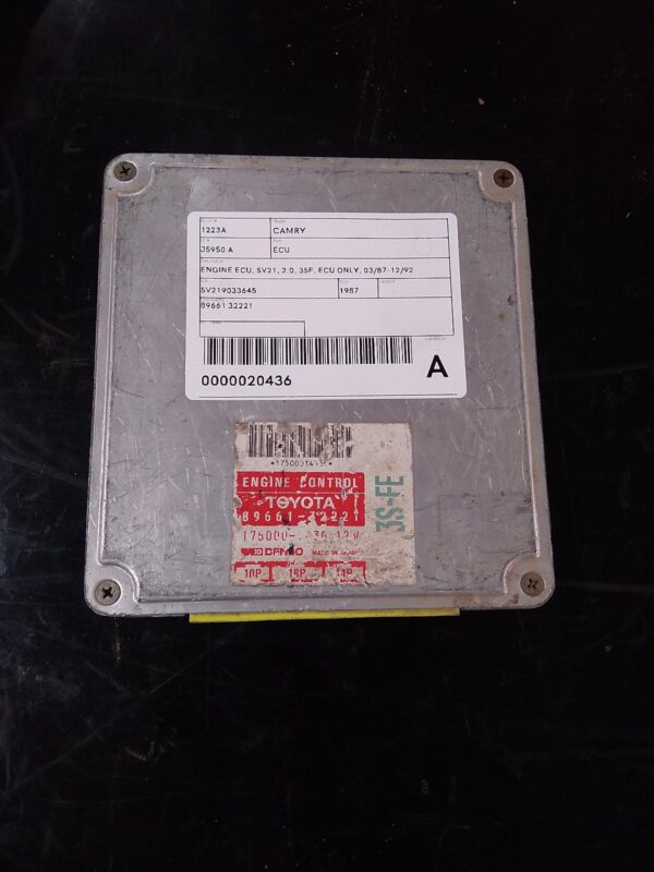 1987 TOYOTA CAMRY ECU