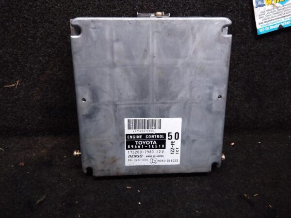 2002 TOYOTA COROLLA ECU