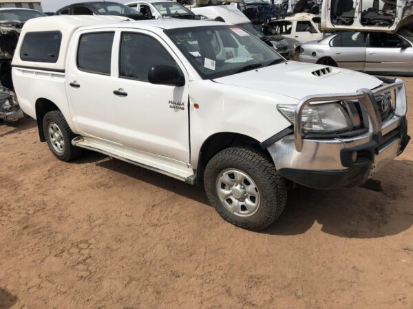 2012 TOYOTA HILUX BRAKE COMP VALVE