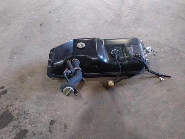 1996 TOYOTA HILUX FUEL TANK
