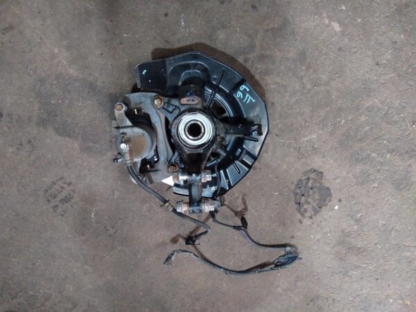 2006 LEXUS RX SERIES LEFT FRONT HUB ASSEMBLY