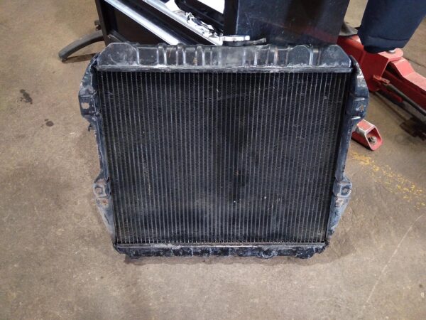 1996 TOYOTA HILUX RADIATOR