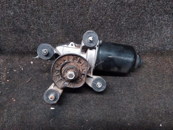 1996 TOYOTA HILUX WIPER MOTOR