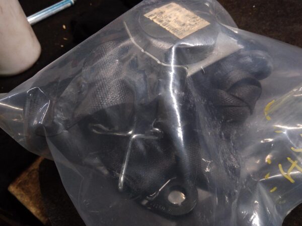 2010 FORD FALCON Seatbelt/Stalk