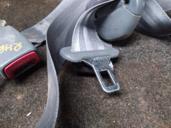2001 TOYOTA HILUX SEATBELT/STALK
