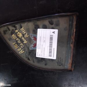 1999 TOYOTA COROLLA Right Rear 1/4 Door Glass