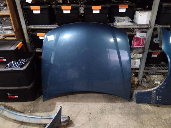 2003 HOLDEN COMMODORE BONNET
