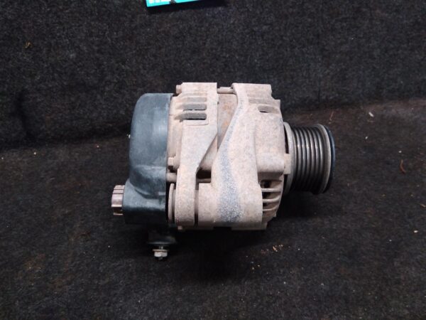 2014 TOYOTA HILUX ALTERNATOR