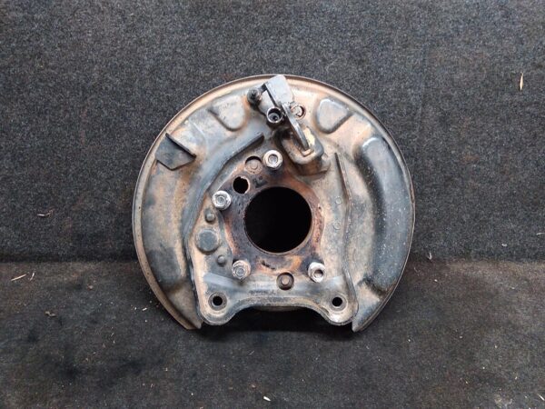 2018 TOYOTA LANDCRUISER BACKING PLATE