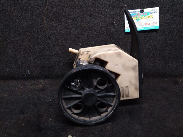 2010 FORD FALCON Steering Pump