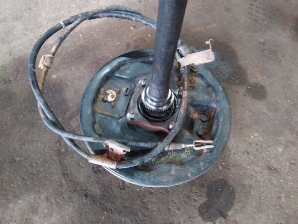2014 TOYOTA HILUX AXLE