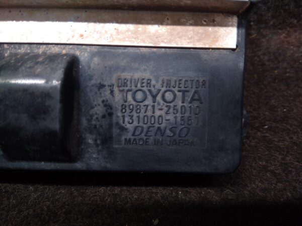 2012 TOYOTA HILUX ECU