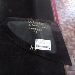 2005 KIA RIO Left Rear Side Glass