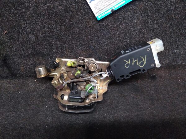 2005 HOLDEN COMMODORE DOOR/BOOT/GATE LOCK