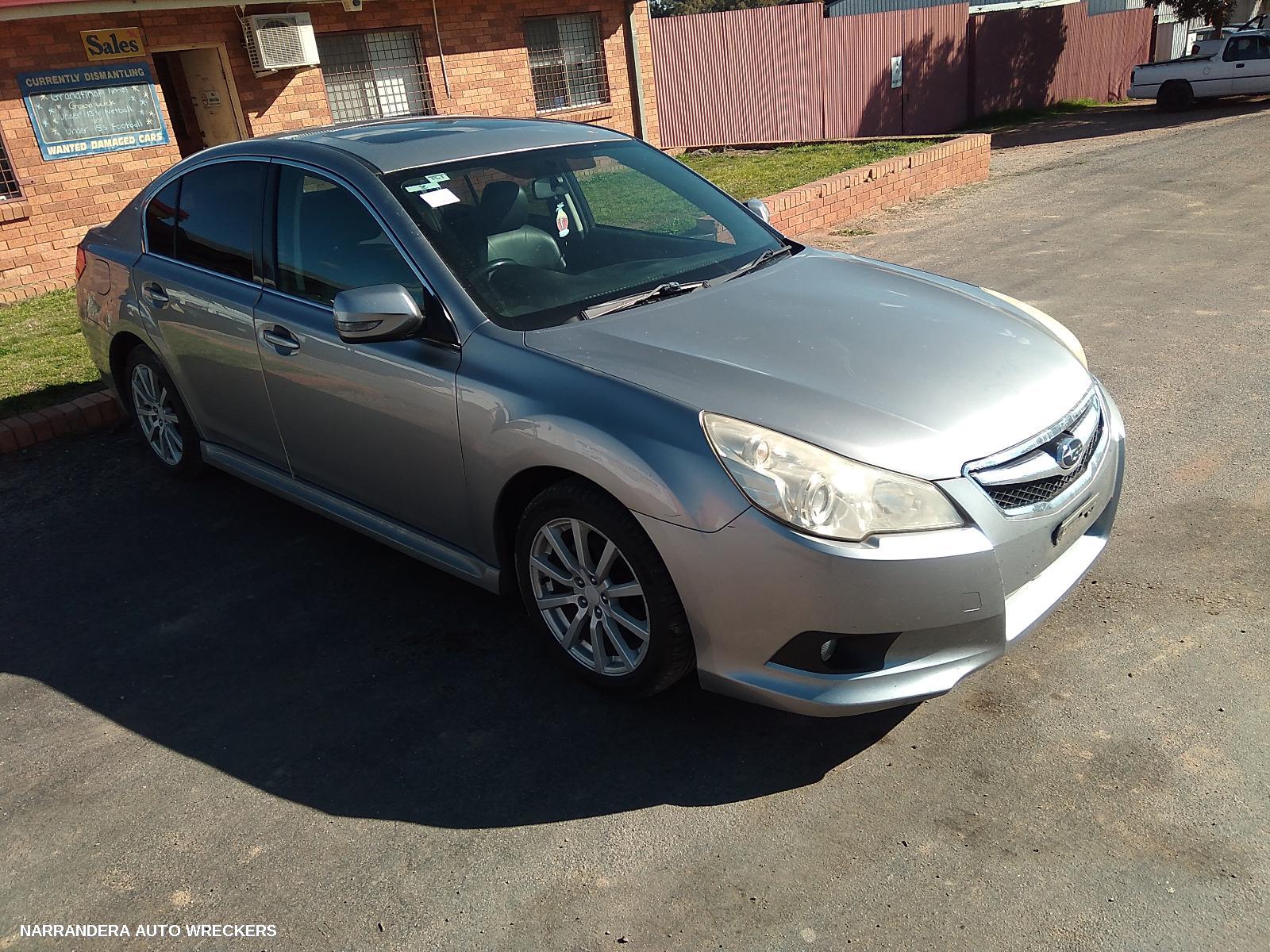 2011 SUBARU LIBERTY Bonnet
