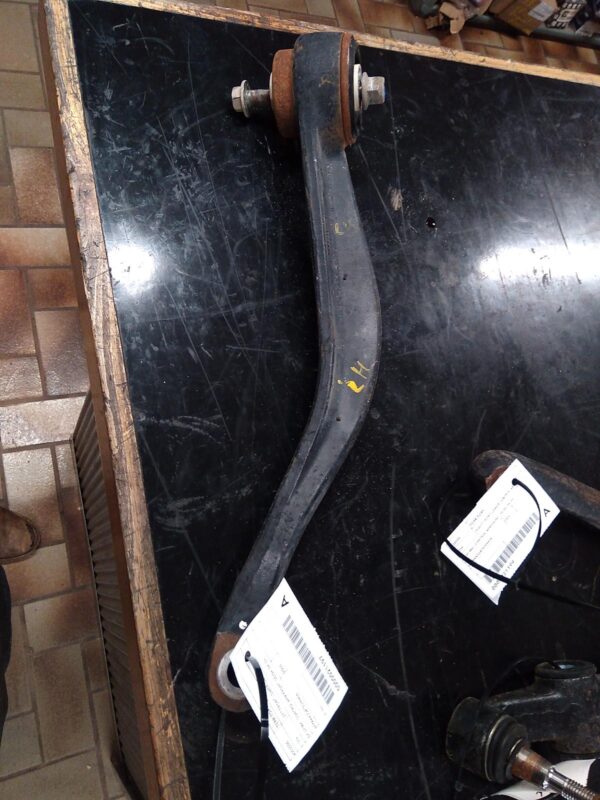2005 FORD TERRITORY LEFT FRONT LOWER CONTROL ARM