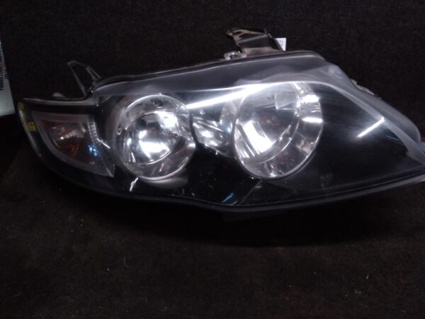 2010 FORD FALCON Right Headlamp