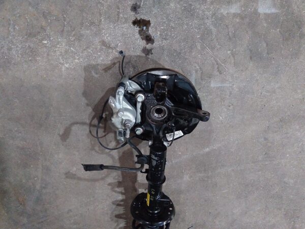 2016 HOLDEN BARINA LEFT FRONT HUB ASSEMBLY