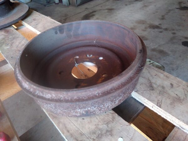 1976 HOLDEN TORANA REAR BRAKE DISC/DRUM