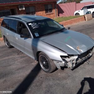 2006 HOLDEN COMMODORE Left Rear 1/4 Door Glass