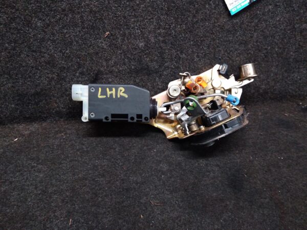 2005 HOLDEN COMMODORE DOOR/BOOT/GATE LOCK