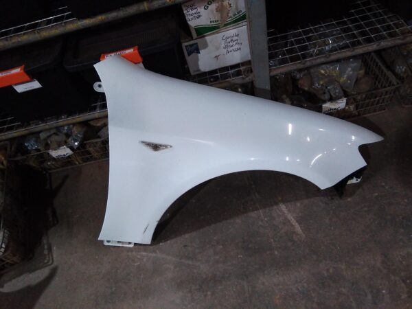 2010 FORD FALCON Right Guard