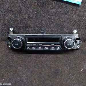 2017 TOYOTA HILUX Heater/Ac Controls