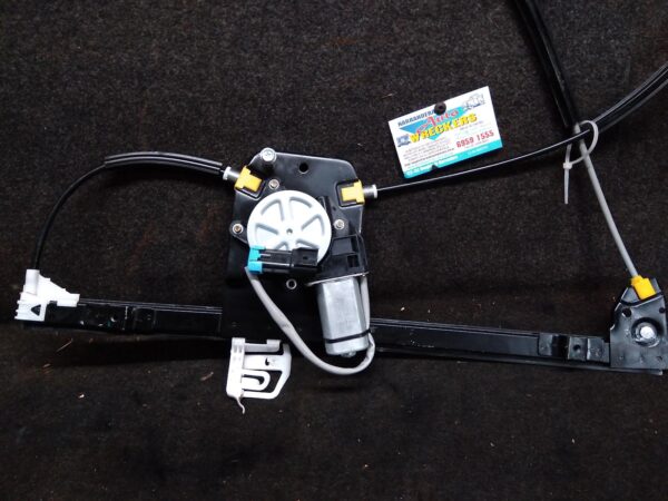 2005 FORD TERRITORY LEFT FRONT WINDOW REG/MOTOR