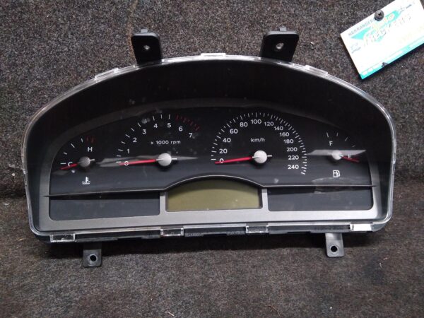 2005 HOLDEN COMMODORE INSTRUMENT CLUSTER
