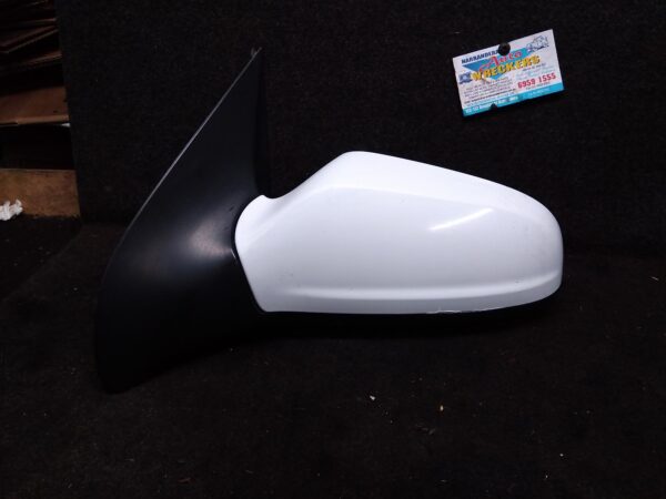 2006 HOLDEN ASTRA LEFT DOOR MIRROR