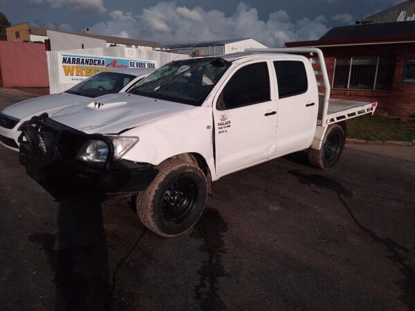 2011 TOYOTA HILUX DIFFERENTIAL CENTRE