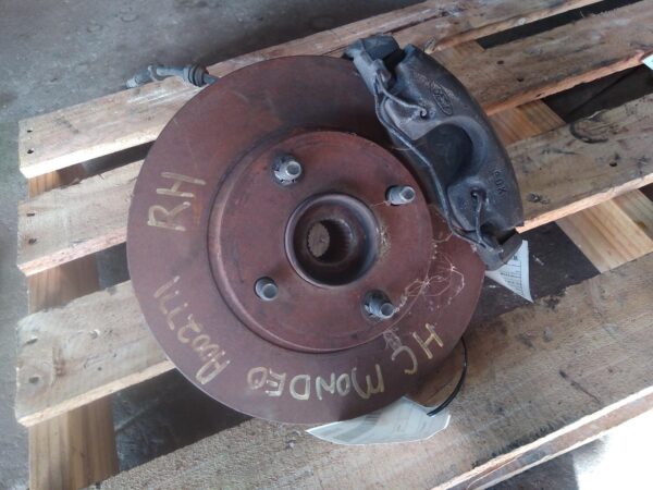 1999 FORD MONDEO RIGHT FRONT HUB ASSEMBLY