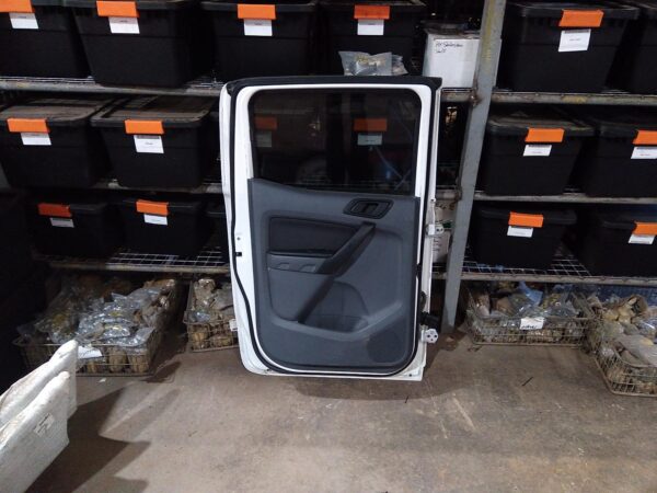 2016 FORD RANGER LEFT REAR DOOR/SLIDING