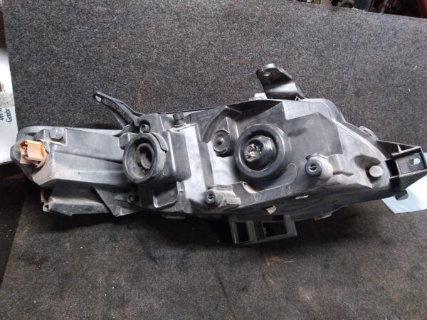 2010 FORD FALCON Left Headlamp